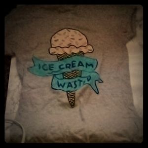 Girls cartooned shirt